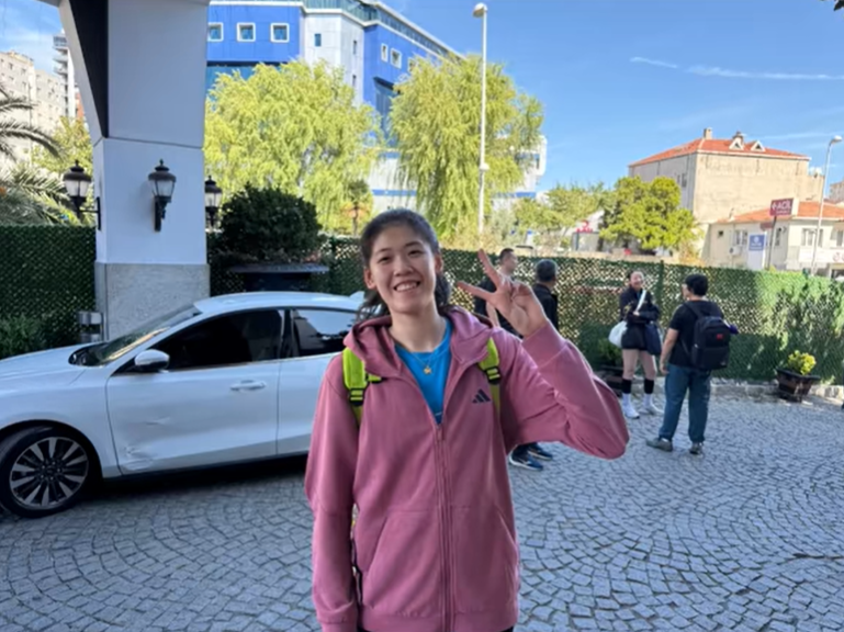 李盈莹通过 李盈莹通过